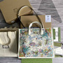 Gucci 687827 Tiger Medium tote bag beige