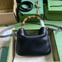 Gucci 746251 Diana small shoulder bag in black leather
