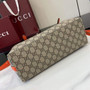 Gucci GG Emblem medium tote bag 815214 in orange fabric