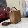Gucci GG Emblem small bucket bag 815118 in GG brown leather