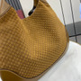 Gucci B large shoulder bag, 815924 in brown GG suede