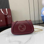 Gucci Blondie mini shoulder bag in red leather �?15711