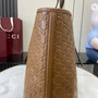 Gucci GG Emblem large tote bag 847455 in Brown GG leather