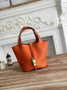 Hermès Picotin Lock 18 pocket bag Togo Leather H935100 orange - silver - View 2