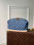 Louis Vuitton Pochette Cosmétique GM Autres Toiles Monogram M24317