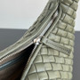 Bottega Veneta Medium Veneta Bag 856737 in Green