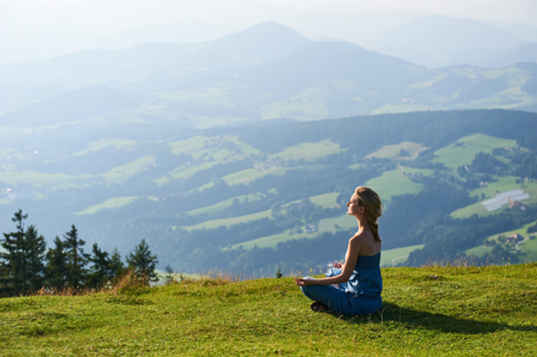 8 Health Benefits of Mindfulness and How to Develop a Mindfulness Practice