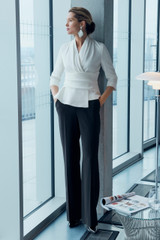 Clever Crepe Belleville Mid Sleeve Top Ivory