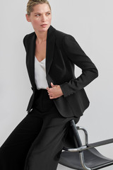 Clever Crepe Caselle Jacket Black