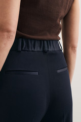 Clever Crepe Adelaide Cropped Trousers Navy