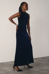 Matera Velvet Gown Navy