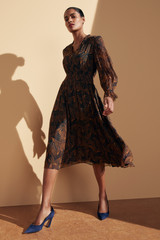 Vieste Dress Navy And Toffee Shell Print Vieste Dress Navy And Toffee Shell Print