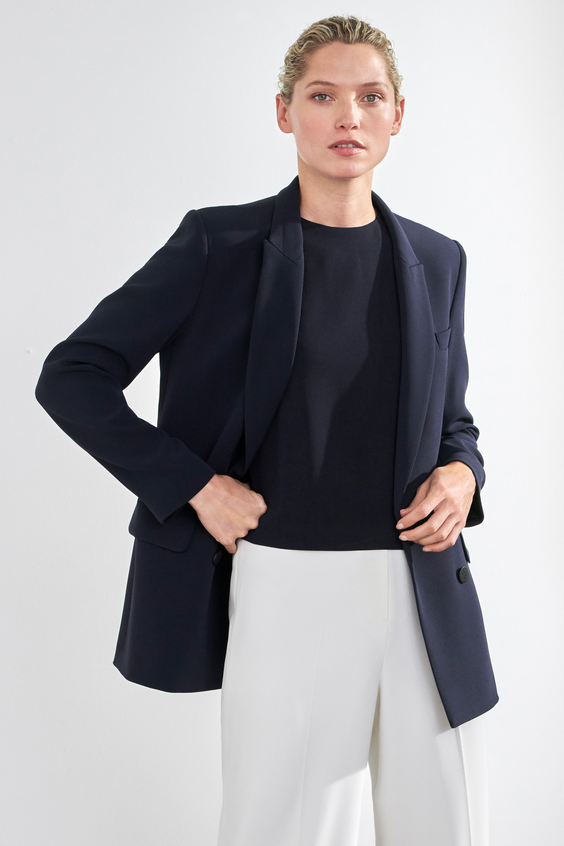 Clever Crepe Almeida Jacket Navy - Welcome to the Fold LTD