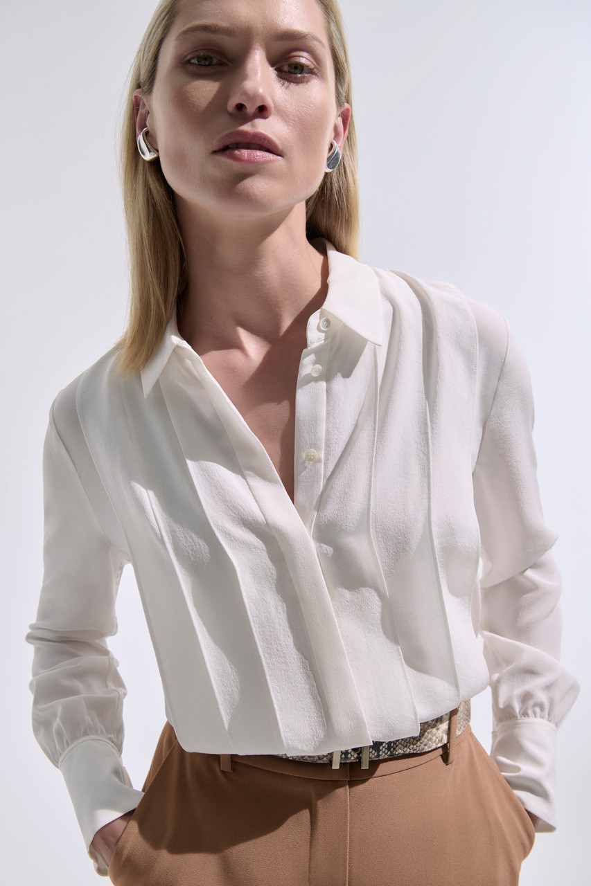 Aria Short-Sleeve Blouse in Ivory