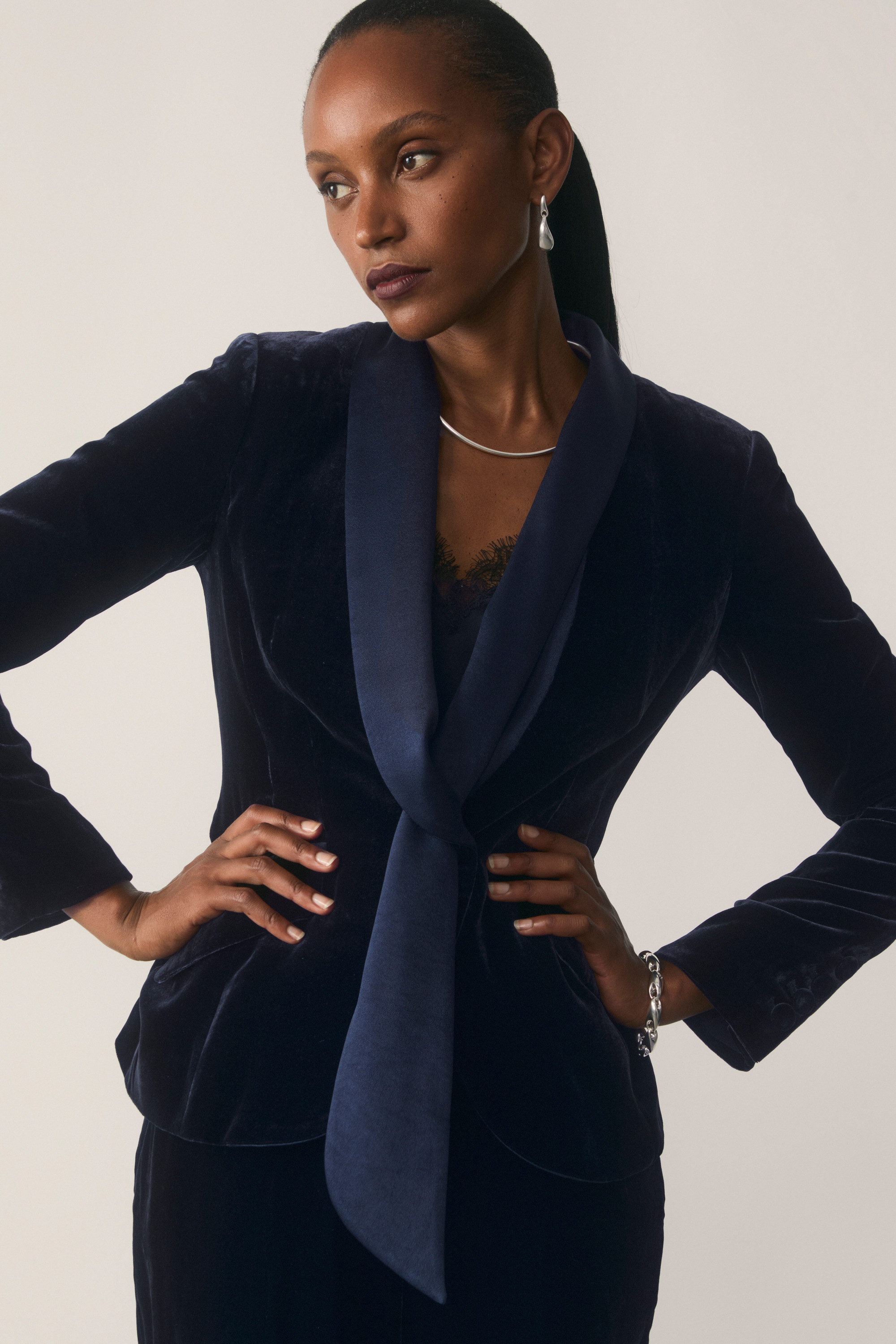 Lennox Velvet Jacket Navy - The Fold London