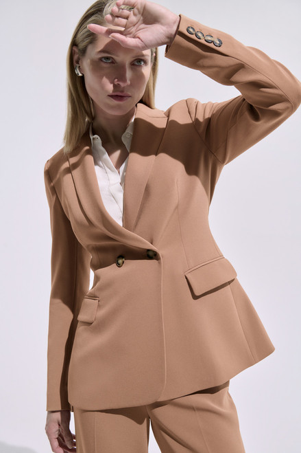 Clever Crepe Knighton Jacket Camel