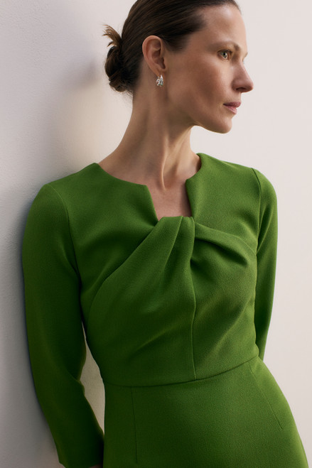 Waverley Sculpt Stretch Crepe Dress Spring Green