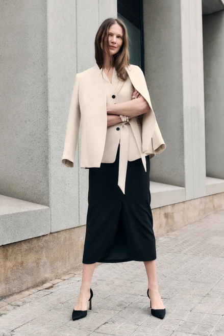 Clever Crepe Oliena Skirt Black