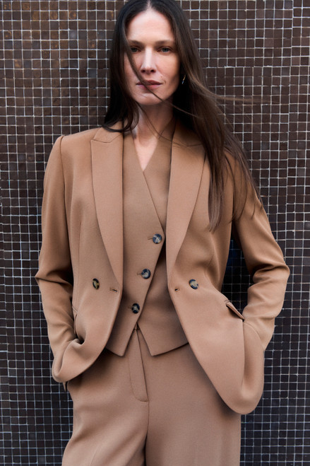 Clever Crepe Knighton Jacket Camel