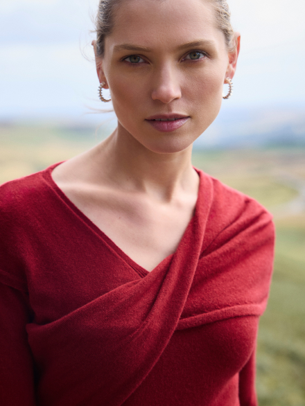 Model wearing spice knitwear