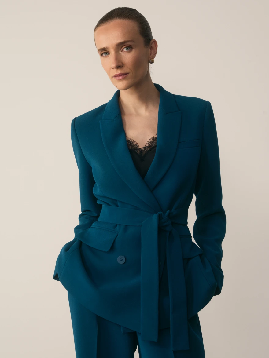 Clever Crepe dark teal suiting
