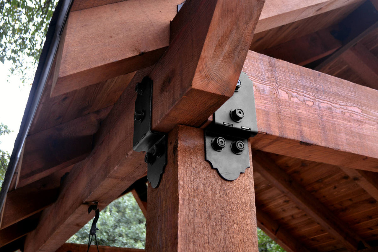 Pergola Installed Using OZCO OWT Hardware Laredo Sunset Post to Beam Offset Bolt Connector