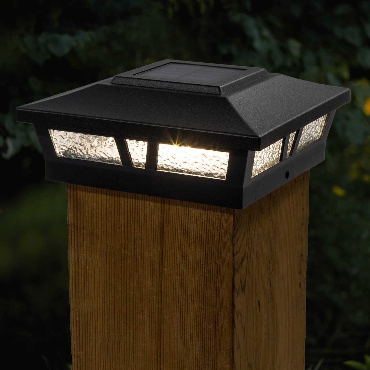 Oxford 6x6 Black Aluminum Solar Post Cap On Wood Post (SLX772B)