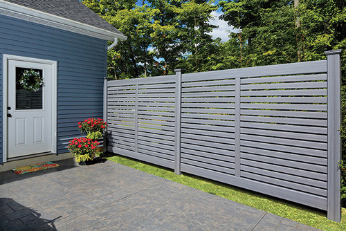 Bufftech Breezewood Semi-Private Fence with Arctic Blend CertaGrain Finish