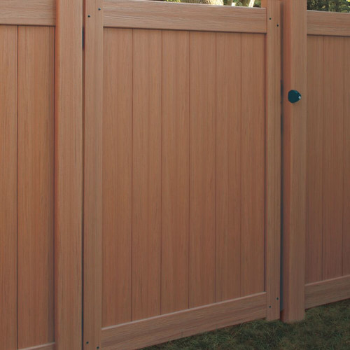 Catalyst Newbury PreAssembled Gate in Sierra Blend - Installed Catalyst Newbury PreAssembled Gate in Sierra Blend - Installed