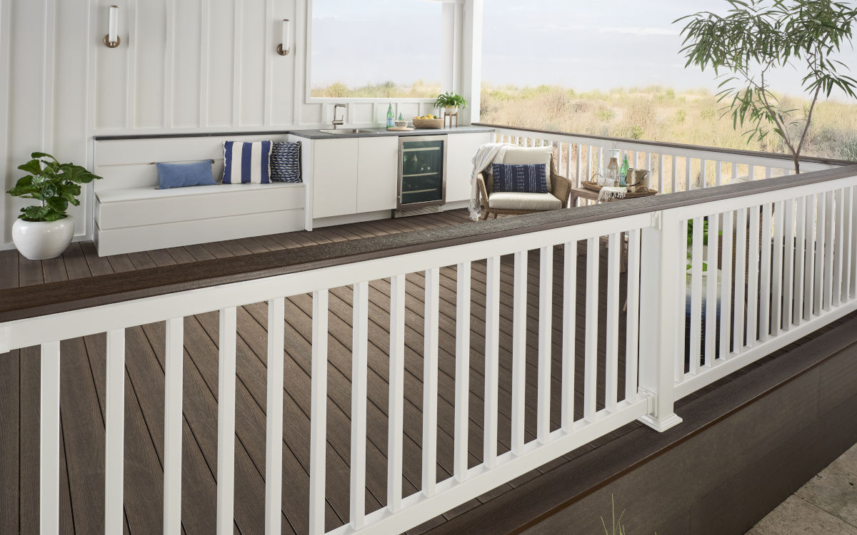 400 Series Deckboard Vinyl Railing from Superior Outdoor Products