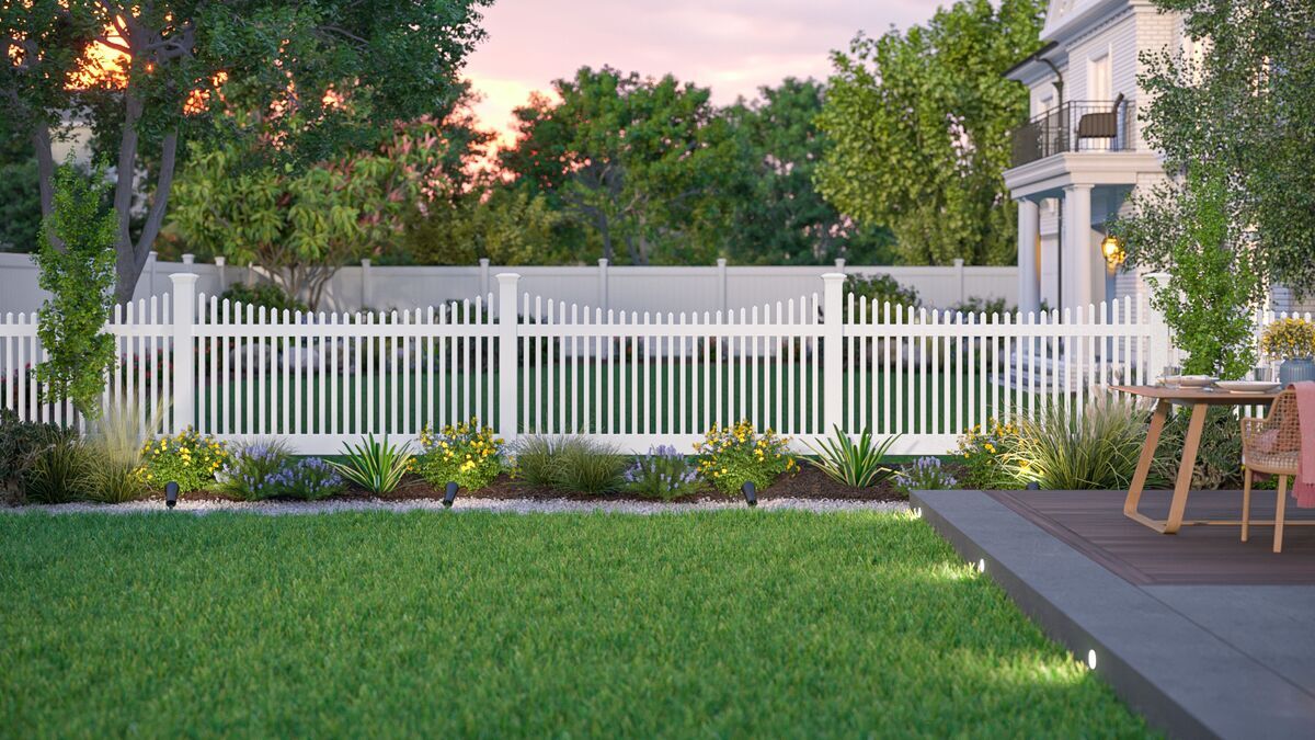 Catalyst Cape Cod Scalloped Picket Fence Lifestyle Image - White