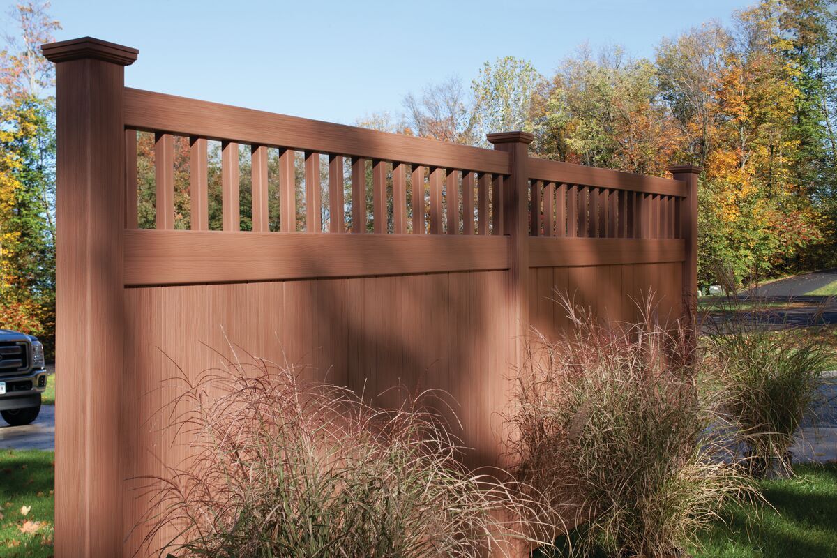 Chesapeake Closed Spindle Vinyl Privacy Fence