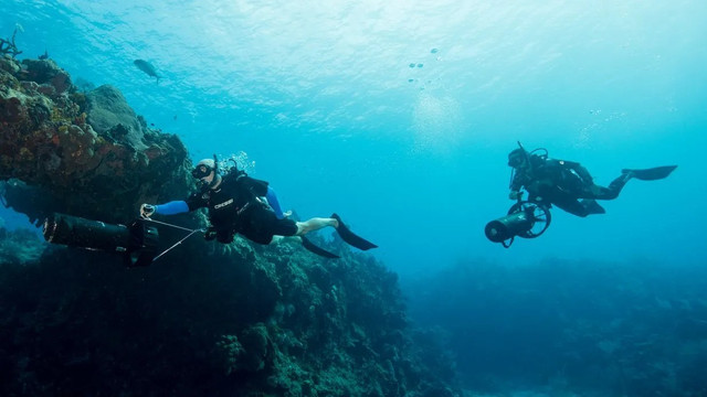 PADI Diver Propulsion Vehicle (DPV)