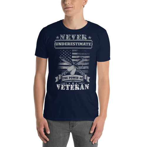 Never Underestimate the Power of Veteran (Option 7) Short-Sleeve Unisex T-Shirt