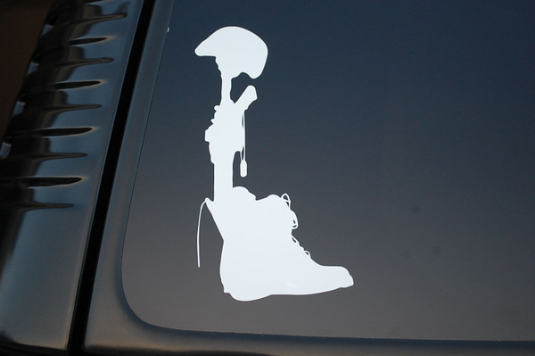 Fallen Soldier Battlefield Battle Cross Decal