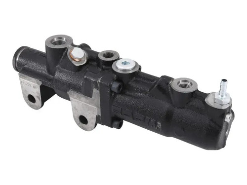 JLG Part # 70031509 | CYLINDER, MASTER, EA
