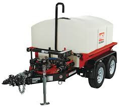 Side view of the Multiquip WT5C water trailer, showing the 525-gallon poly tank mounted on a dual-axle TRLR70 trailer.