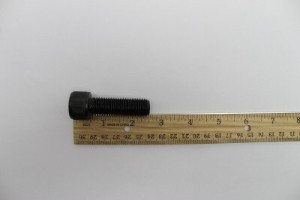 Genie Lift Part # 102064GT - SCREW,SHC,M16 X 50MM,BLACK, EA