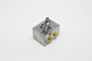 Genie Lift Part # 102680GT - MANIFOLD,TURNTABLE ROTATION***, EA