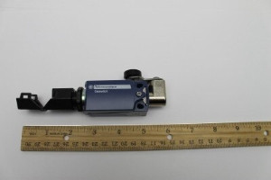 Genie Lift Part # 110771-141C7GT - LIMIT SW.TAB,BLUE METAL, EA