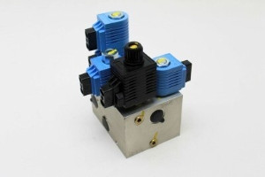 Genie Lift Part # 42764GT - MANIFOLD,STEER/BRAKE***, EA