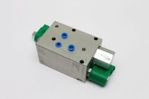 Genie Lift Part # 81521GT - MANIFOLD,AXLE DUMP, EA