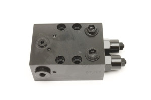 Genie Lift Part # 824052GT - VALVE BLOCK,SWING DRIVE, EA
