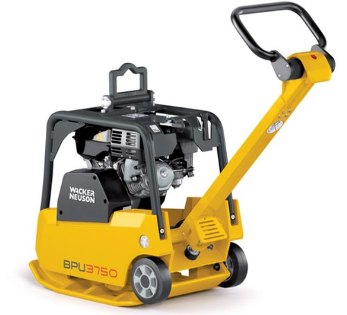 Wacker Neuson BPU3750A reversible vibratory plate with Honda gasoline engine shown from the front.