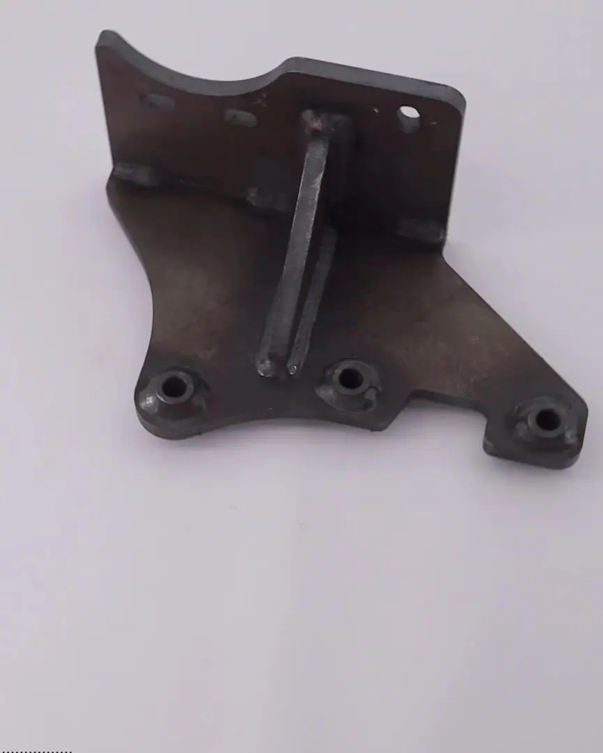JLG Part # 1001274463S | MOUNT,MUFFLER, EA