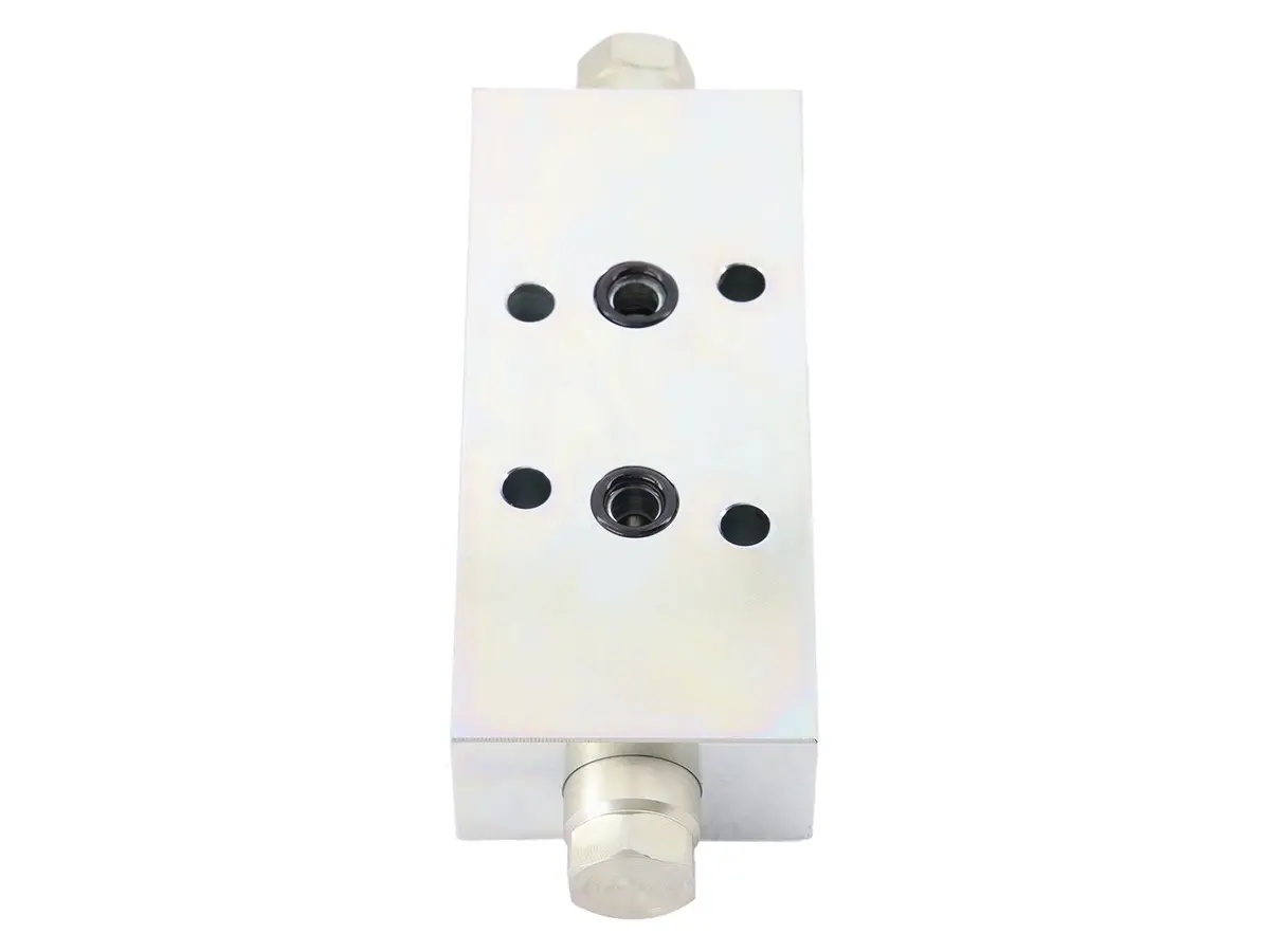 JLG Part # 1001004639 - VALVE GP-LOAD, EA