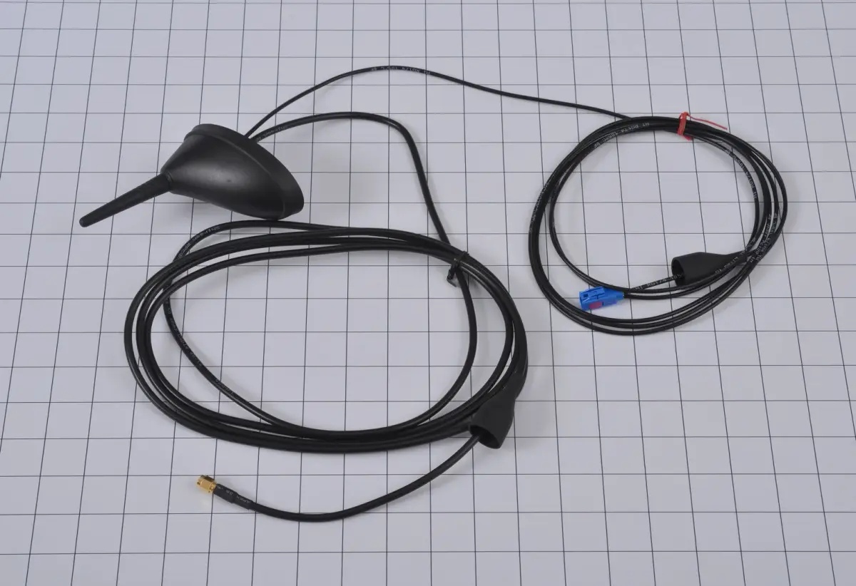JLG Part # GMZ72000010 | GM-ANTENNA,TELEMATICS, EA