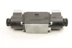 Genie Lift Part # 04.4240.0003GT - SOLENOID VALVE, EA