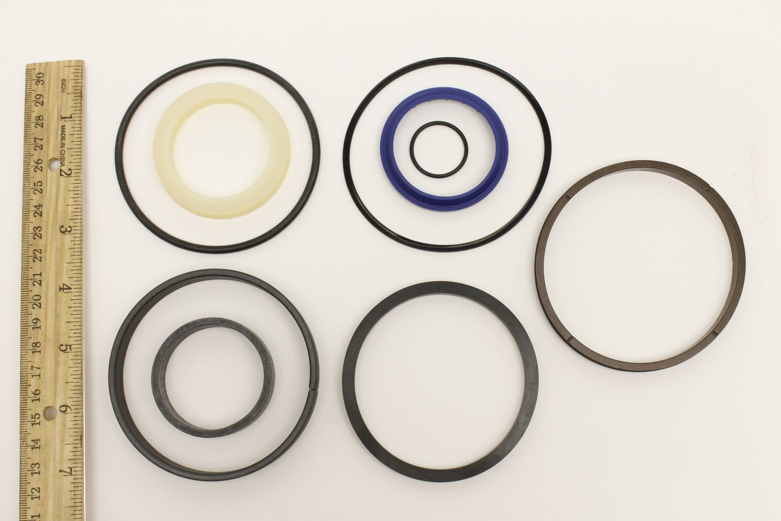 Genie Lift Part # 104481GT - SEAL KIT,CYL,O/R 99591***, EA Genie Lift Part # 104481GT - SEAL KIT,CYL,O/R 99591***, EA