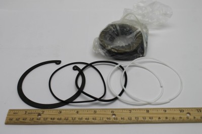 Genie Part # 139970GT - SEAL KIT,BRAKE,OMNI, EA